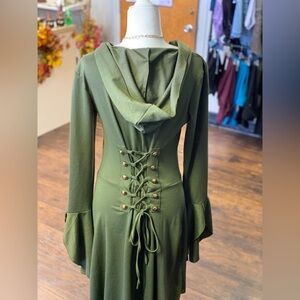 Elegant Green Lace-Up Dress